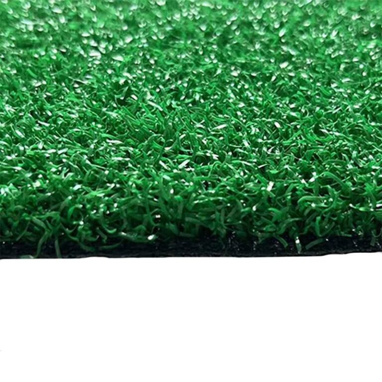 golf-putting-green-turf