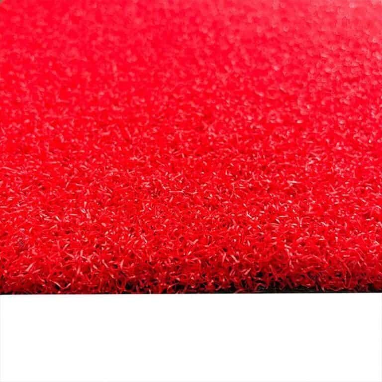 red-golf-grass