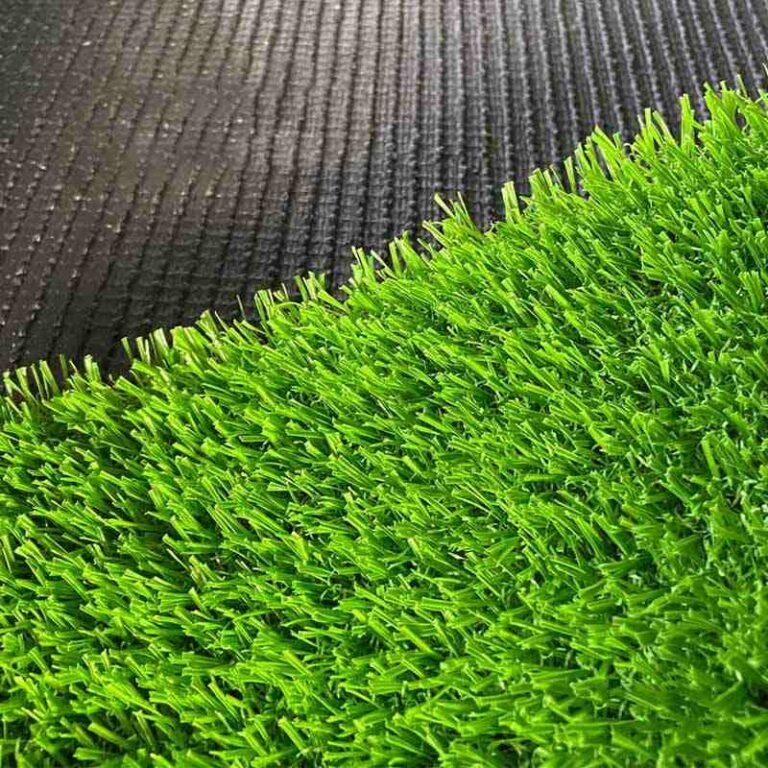Plastic-Green-Grass-Carpet
